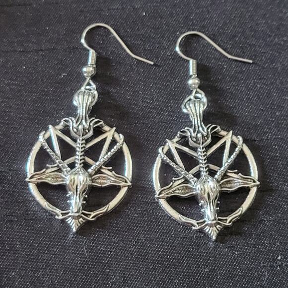 Baphomet inverted pentagram silver tone hook earrings - Picture 2 of 3